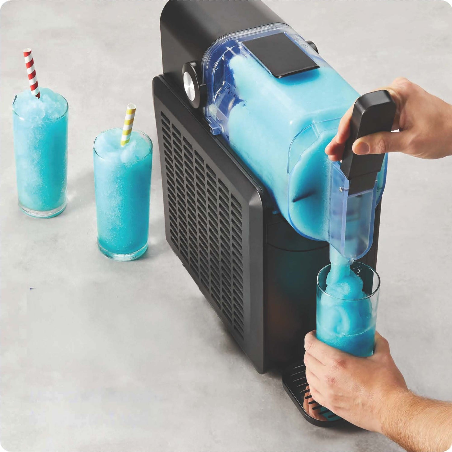 Chefman Slush-Ease 48 oz. Slushy Maker with Customizable Thickness - Black