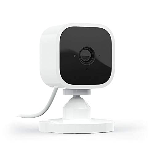 Blink Mini, Compact indoor plug-in smart security camera, 1 camera